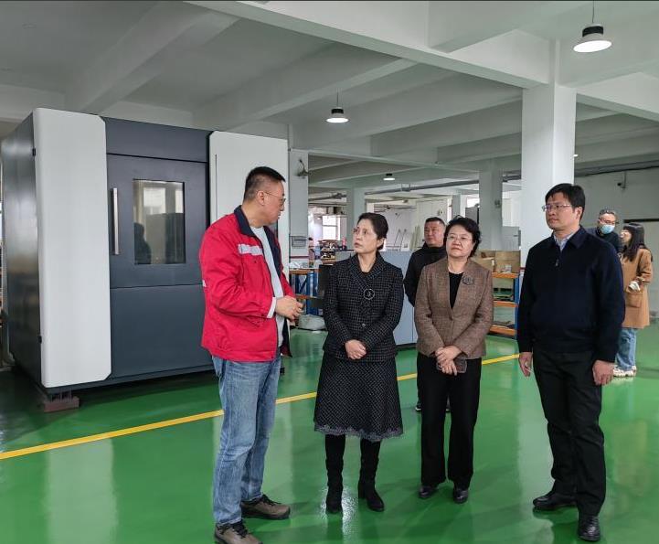 市人大副主任王琳帶隊來(lái)訪(fǎng)調研