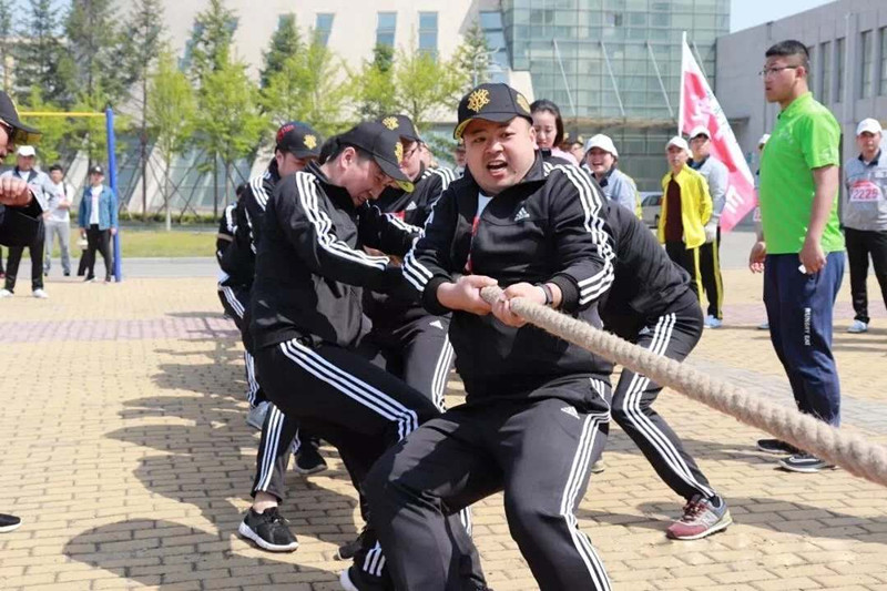 人物類(lèi) 謝曉燕—拔河_副本.jpg 人物類(lèi) 謝曉燕—拔河_副本.jpg