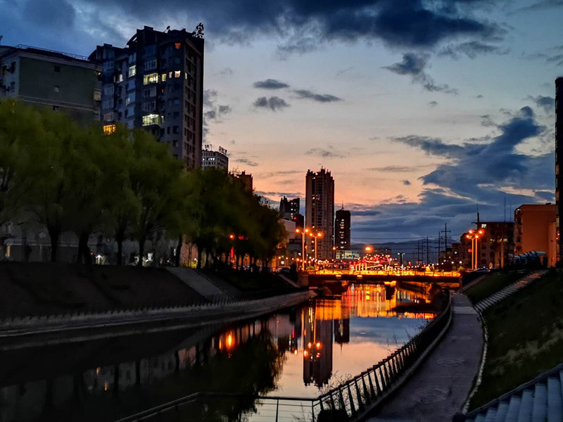 風(fēng)光類(lèi) 程啟—馬車(chē)橋夜色_副本.jpg 風(fēng)光類(lèi) 程啟—馬車(chē)橋夜色_副本.jpg